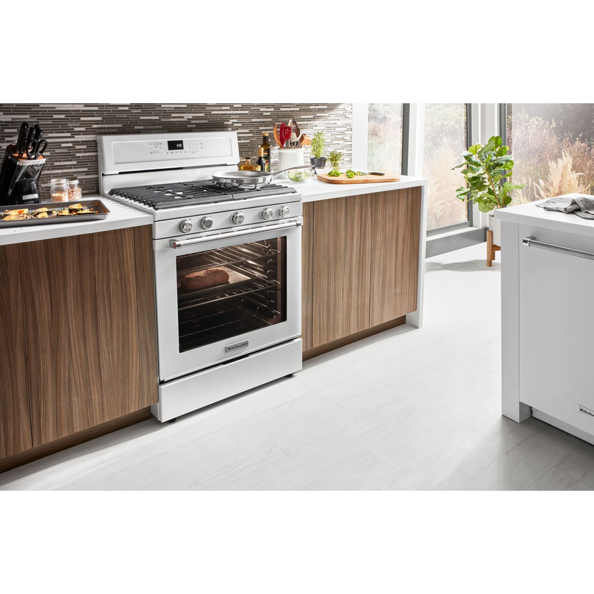 Kitchenaid white store stove