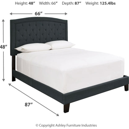 Adelloni Bed